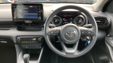 Toyota Yaris 1.5 Hybrid Design 5dr CVT Hybrid Hatchback